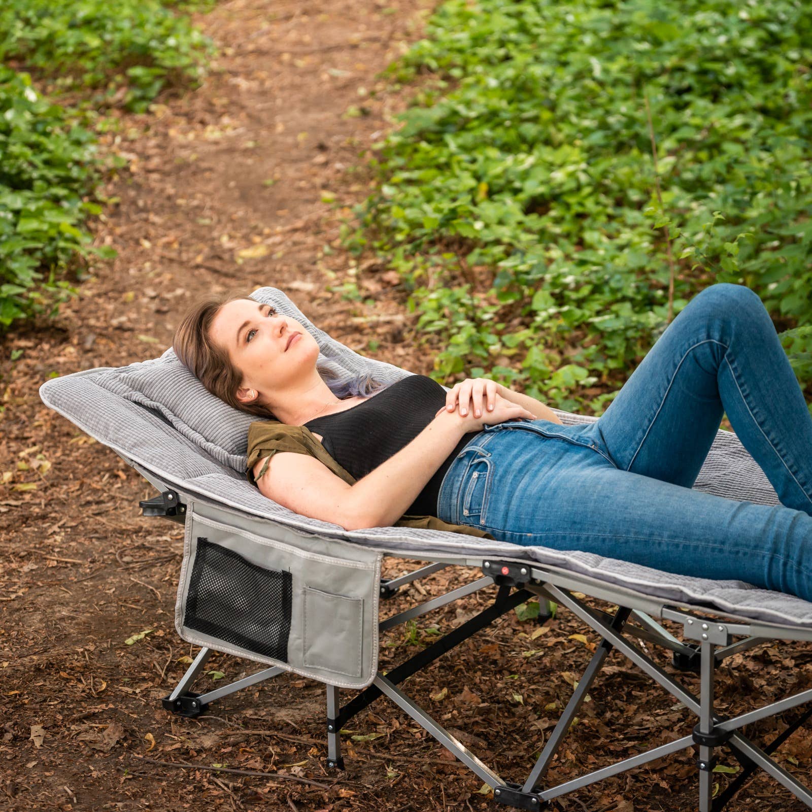 Gris Couvre-matelas et oreiller Alpcour pour lit de camping en vente sur Faire8