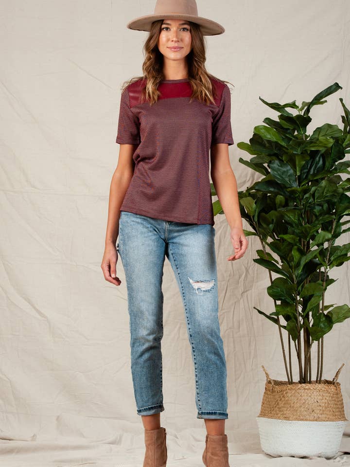 Fall imiteret læderkontrastT-shirt for engroshandel hos Lucca Couture