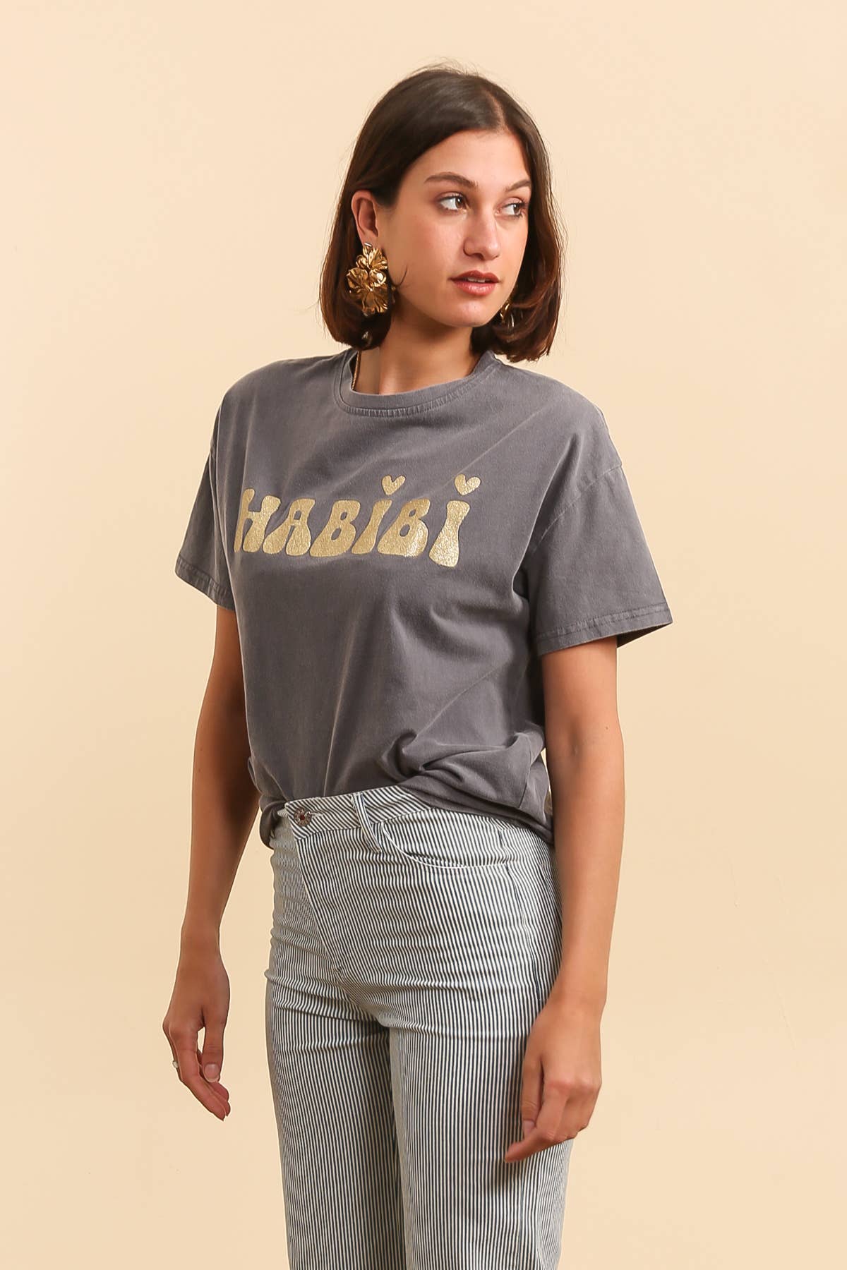 INSPIRATION STUDIO - Wholesale T-Shirt - Women's - Faded Effect Screen-Printed "Habibi" T-Shirt - REF 9016710