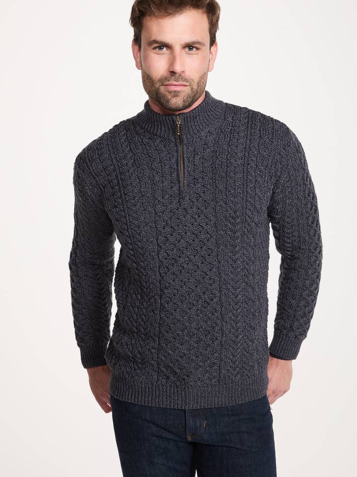 Jersey para hombre Ballycroy de lana merino con media cremallera - gris para venta al por mayor de Aran Woollen Mills