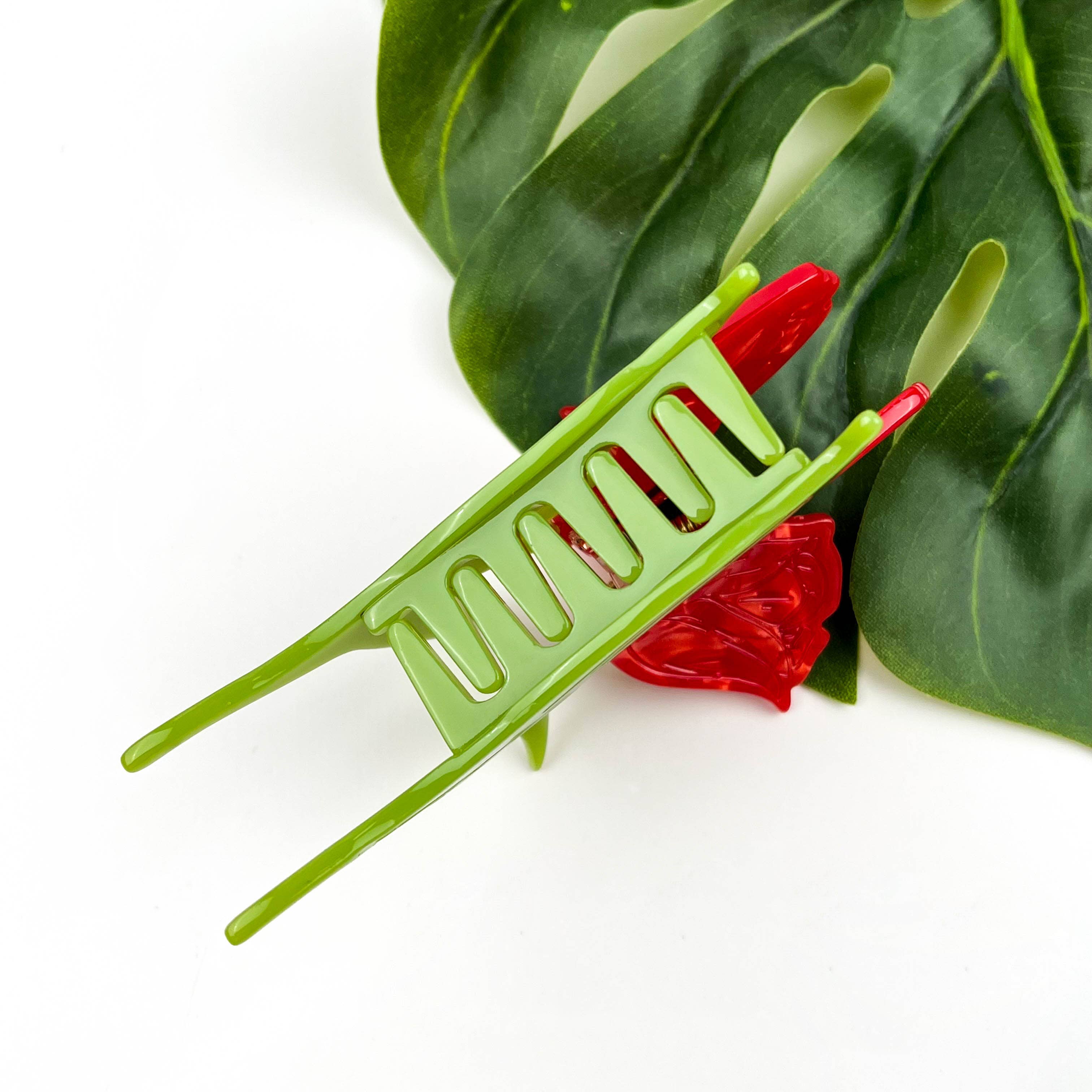 TheDivaSoap - Wholesale Hair Clip - Women's - Red Tulip Claw Clip, Floral Hair Clip5