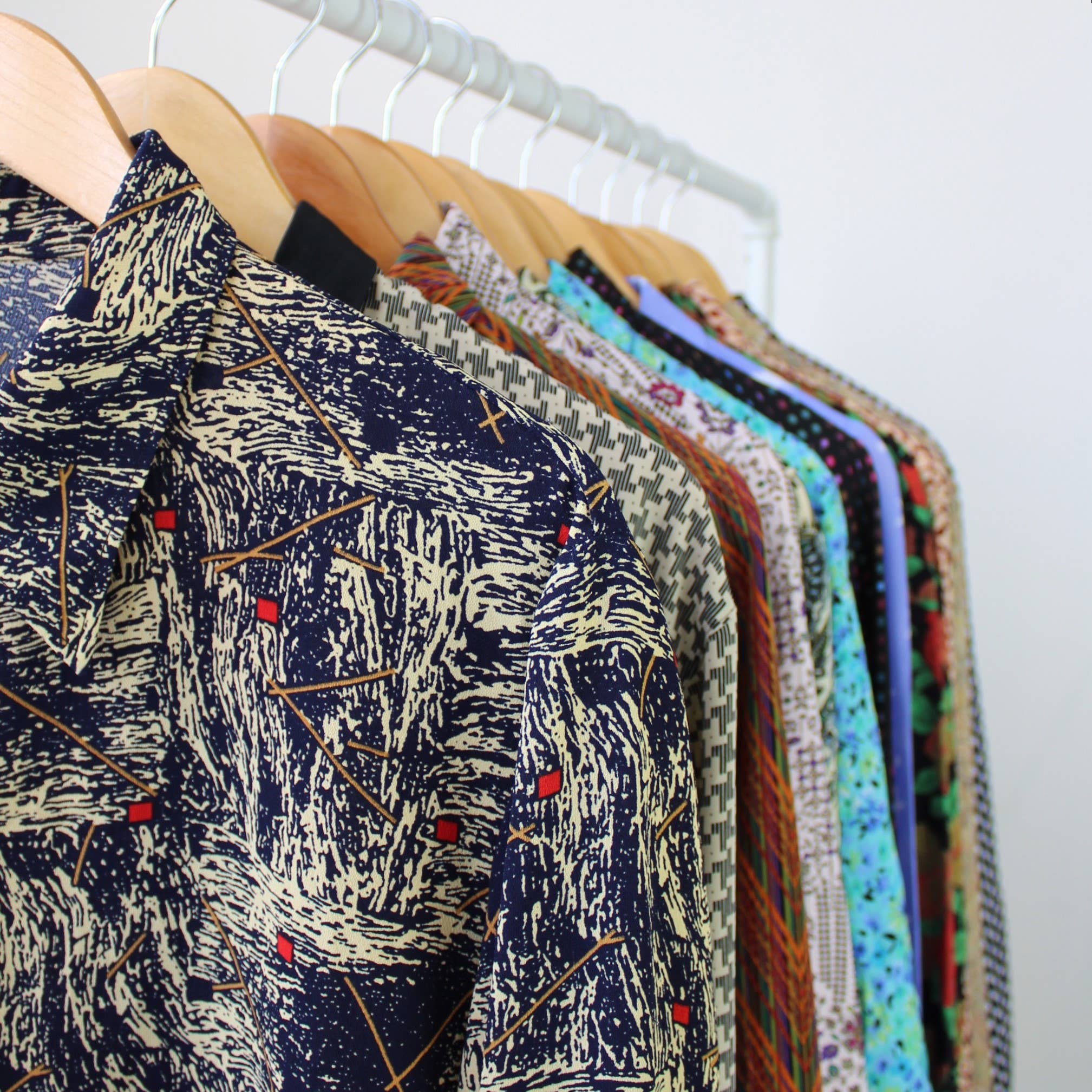 Sun's Out! – wholesale Blouse – Women’s – Reworked Long-Sleeve Button Up Blouse - Cropped 10