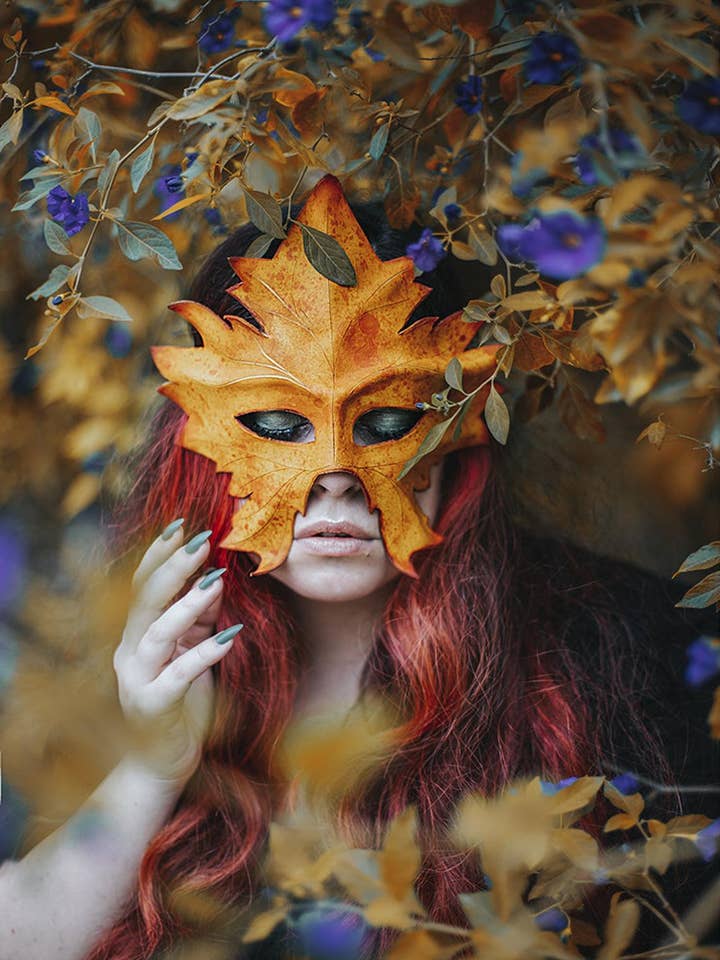 Costurero Real - Wholesale Costume - Women's - Yellow Leaf Maple Leather Druid Autumn Nature Forest