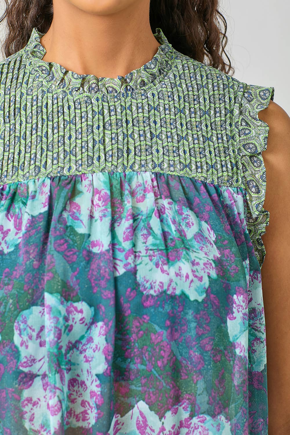 Mystree - Wholesale Blouse - Women's - 61024 Sleeveless Ruffled Floral Print Top5