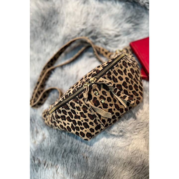 Cherry Paris – wholesale Midjeväska - Dam – NELLY LEOPARD midjeväska i leopardmönstrad mocka - 4061B5