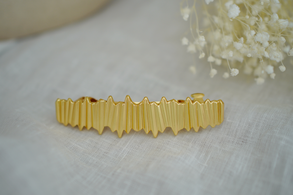 Bohomane - Wholesale Barrette - Women's - Textured Gold Liora Hair Clip4