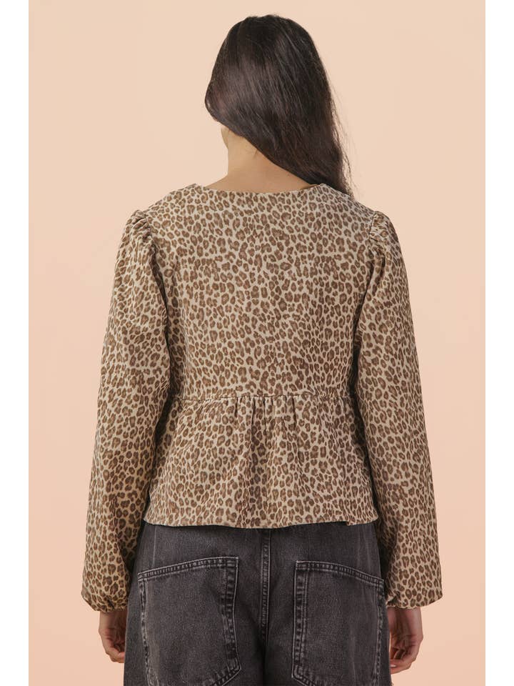 VERY J - Wholesale Blouse - Women's - NT12244-Leopard Printed Front Tie Woven Blouse Top3