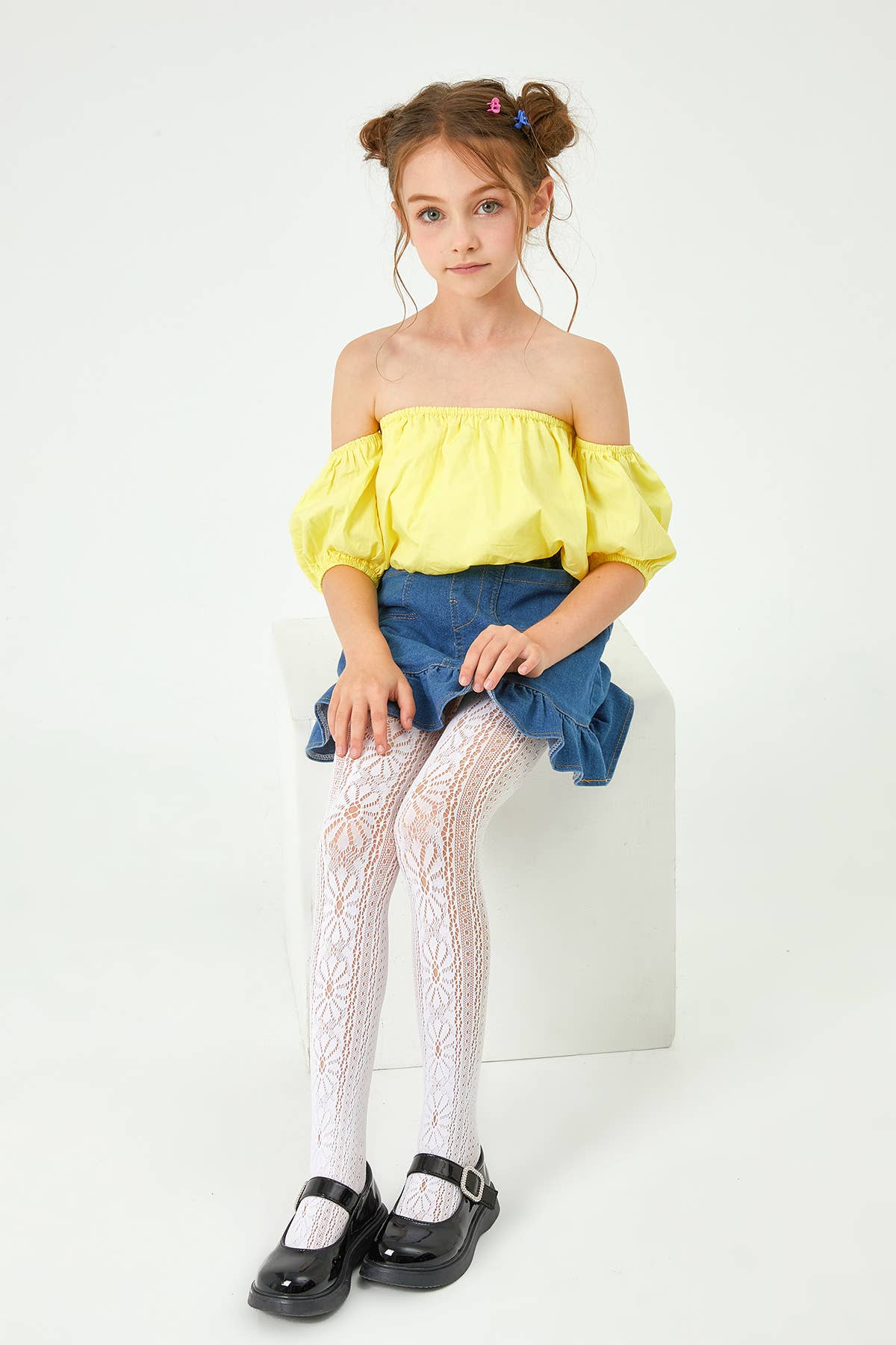 Belle Com'Elle - Wholesale Tights - Kids - Children's Fishnet Tights with Daisy Pattern / EF20031