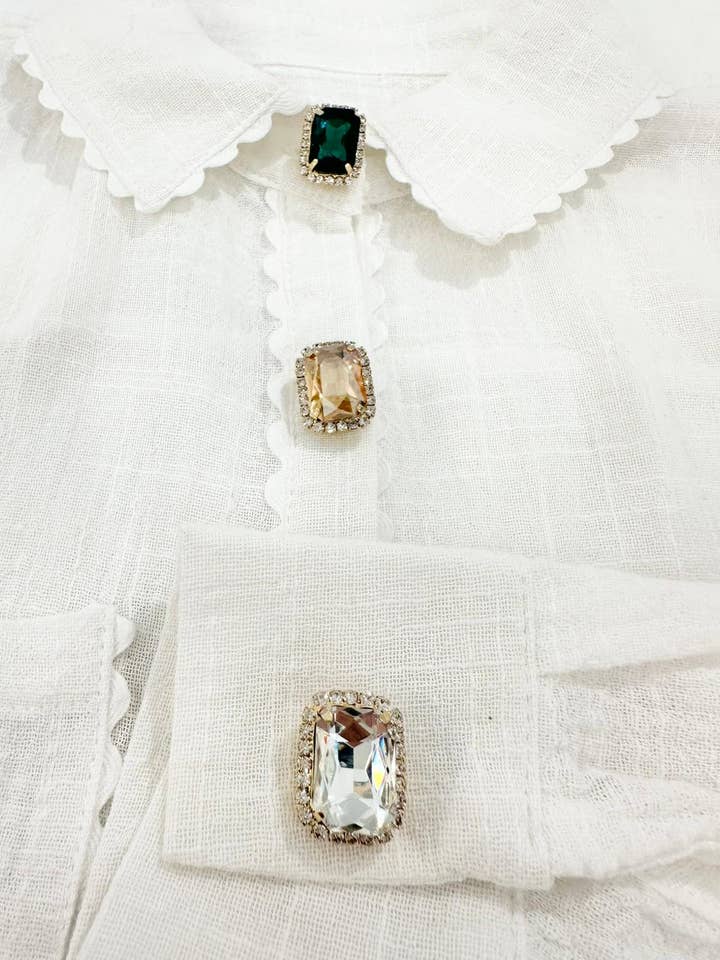 Hide button Corinne for wholesale by KALISTA