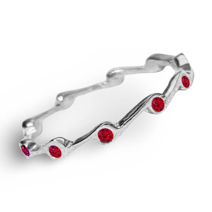 Granat Birthstone Stablerring for engroshandel hos The Urban Charm