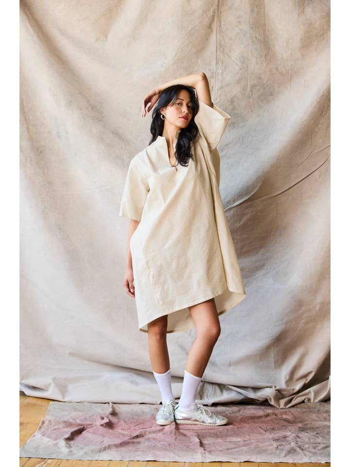Devlyn van Loon - Wholesale Dress - Women's - Collared Pullover Dress - Oat