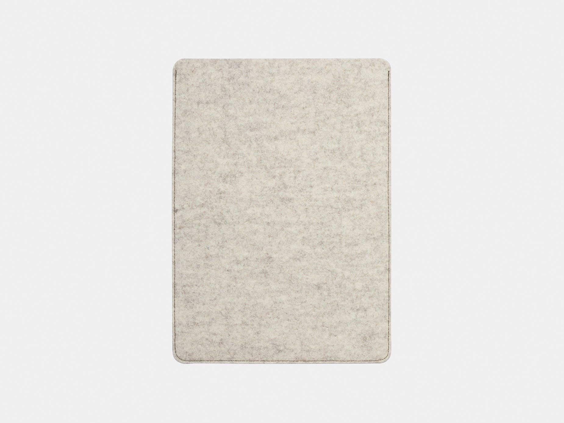 Oakywood – wholesale Laptop/tablet case – Unisex – Felt MacBook Sleeve5