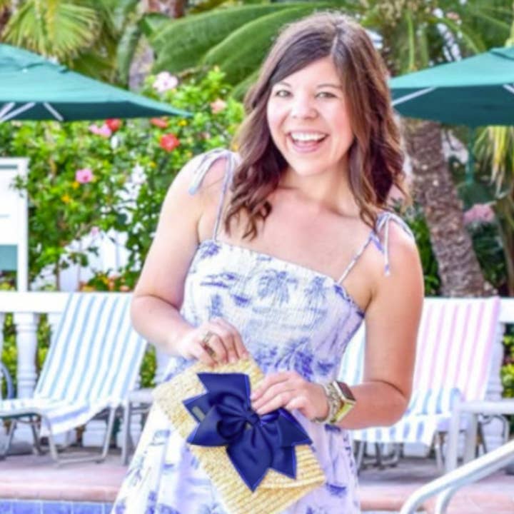 Peachy Pendants - Wholesale Clutch Bag - Women's - Vineyard Straw Clutch with Navy Bow2