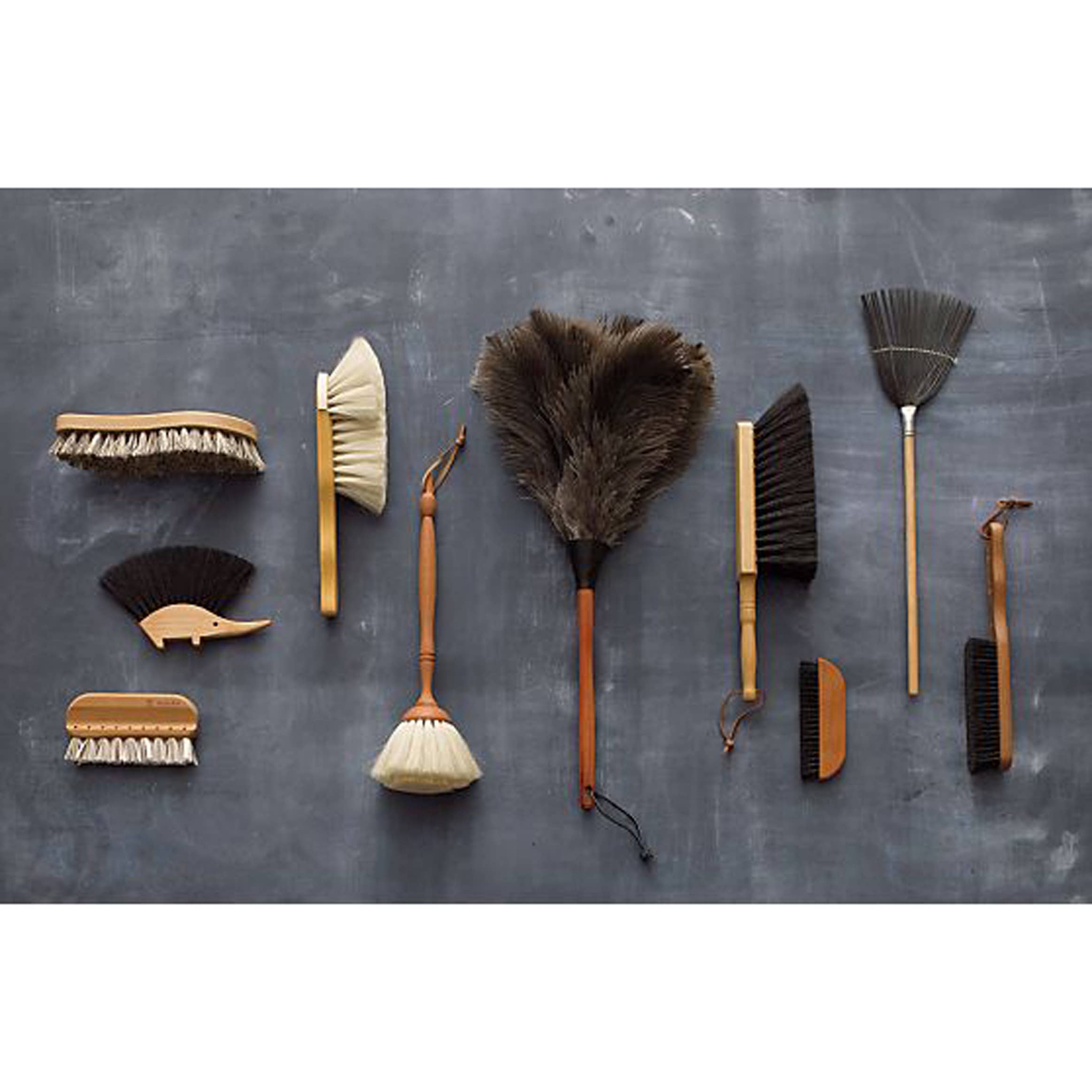 Natural REDECKER Hedgehog Table Brush 4.5x5.5&quot; for wholesale on Faire1