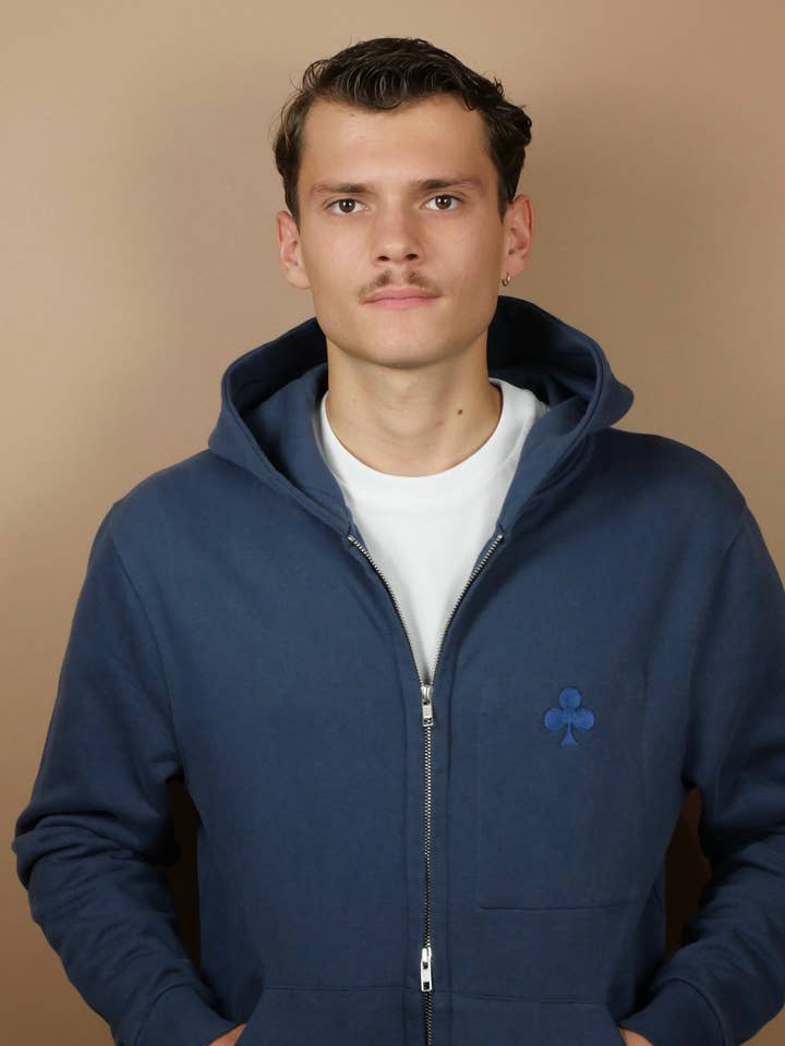 Felpa con cappuccio con zip Trifoglio in French Terry – Blu Marino per la vendita all'ingrosso da parte di monsieurbarr