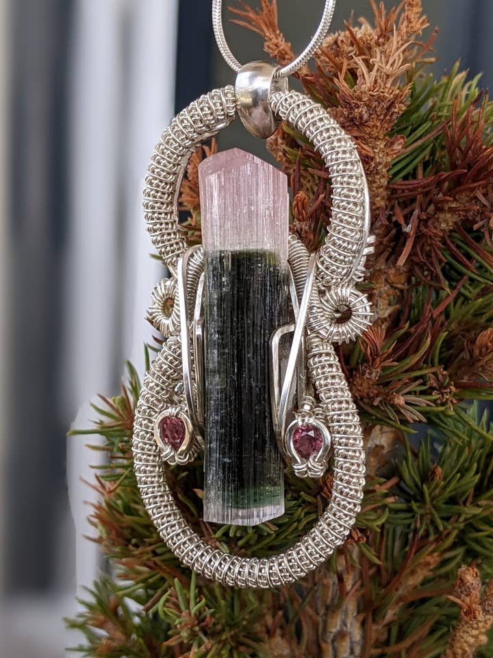 Ketting met turmalijn en 950 zilveren hanger voor wholesale door Le Tourbillon Minéral