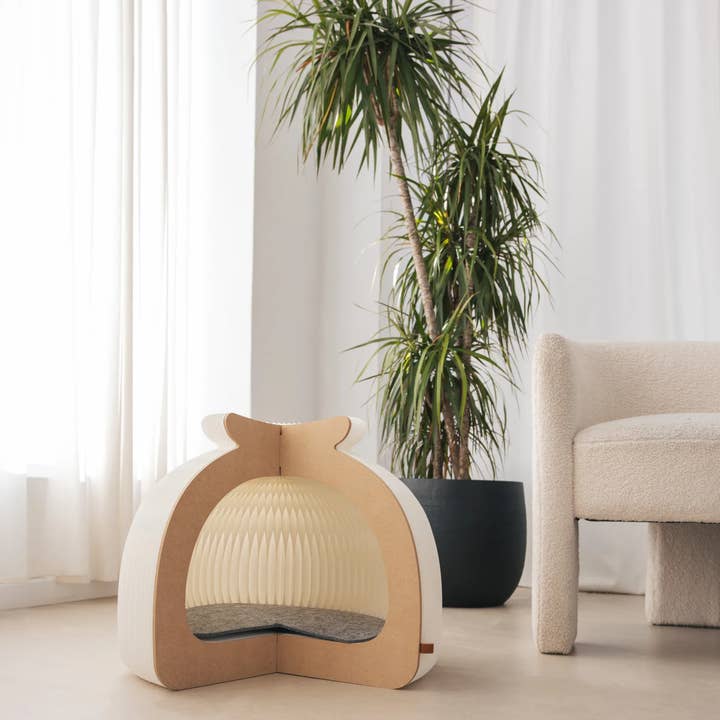Foldable Cat Bed, kraft paper and recycled cardboard for wholesale by Althea Living