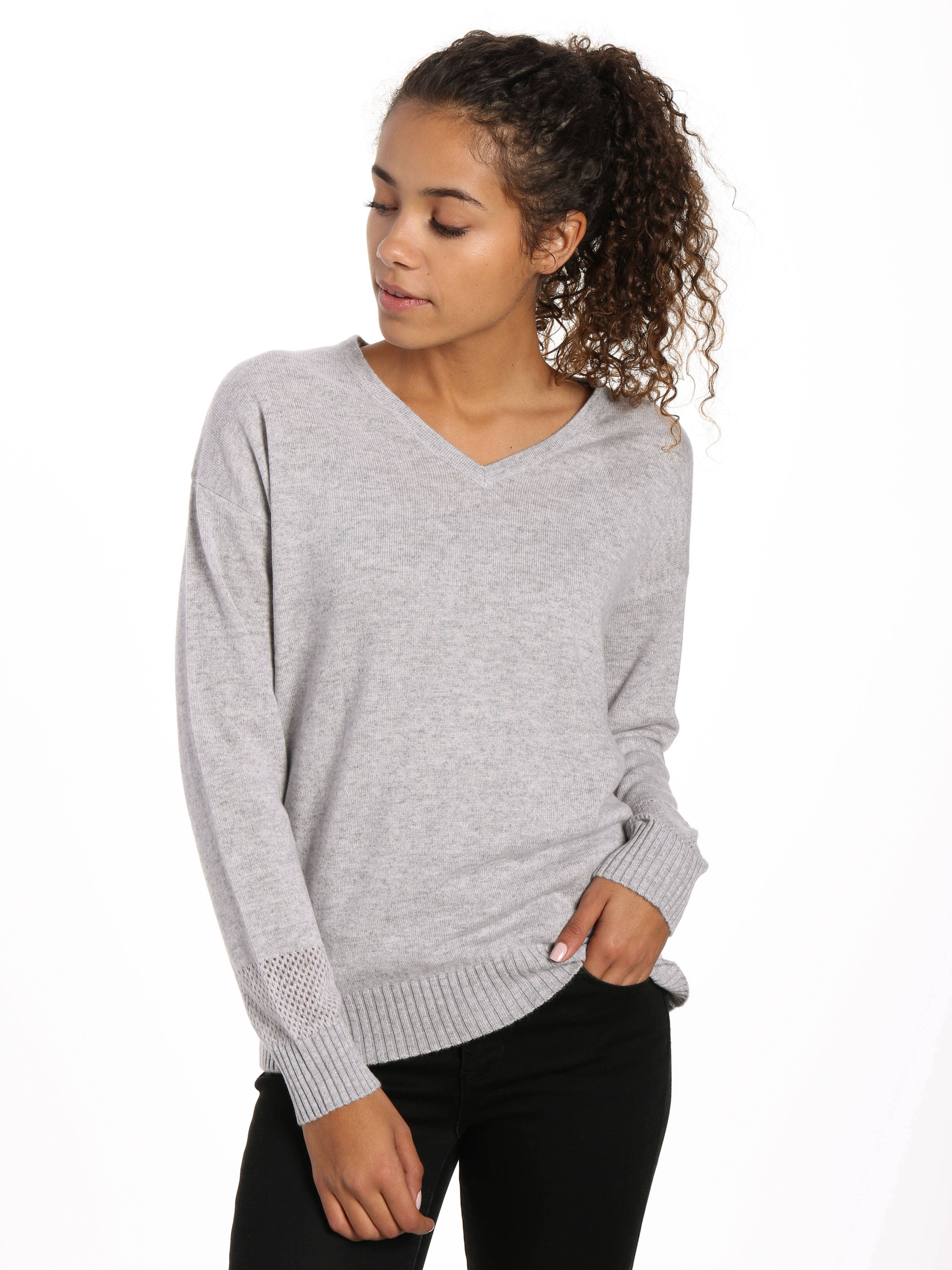 Noble Mount – Großhandel Strickpullover – Damen – Zainuno Moizni Damen-Pullover mit V-Ausschnitt aus 100% Kaschmir12