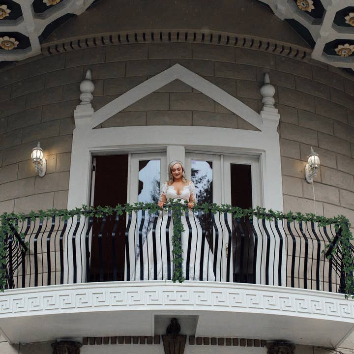 Larksilk - Wholesale Bunting/garland - 6' Silk English Ivy Garland with 185 Leaves2