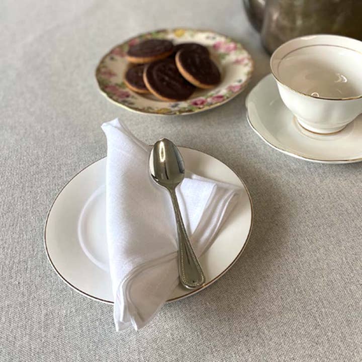 French Affair - Wholesale Dinner & cloth napkin - 100% French Linen Cocktail Napkins: Hemmed, 27cm x 27cm2