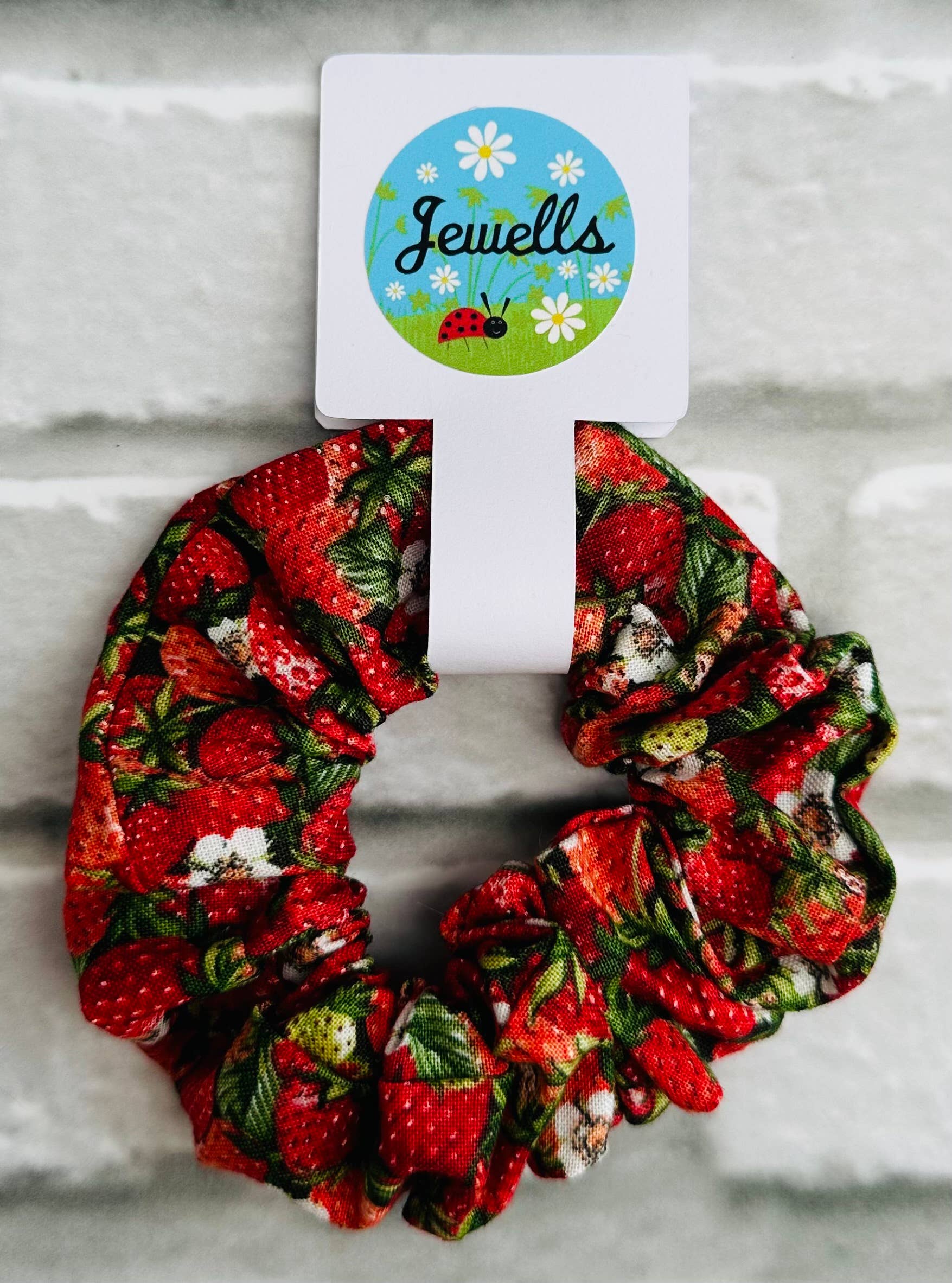 Jewells – wholesale Coin purse – Women’s – Strawberry fabric coin purse 2 sizes hair scrunchie2