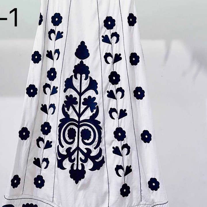 SWEET MAGIC MODA Y COMPLEMENTOS - Wholesale T-Shirt - Women's - BASIC COTTON T-SHIRT WITH LACE3