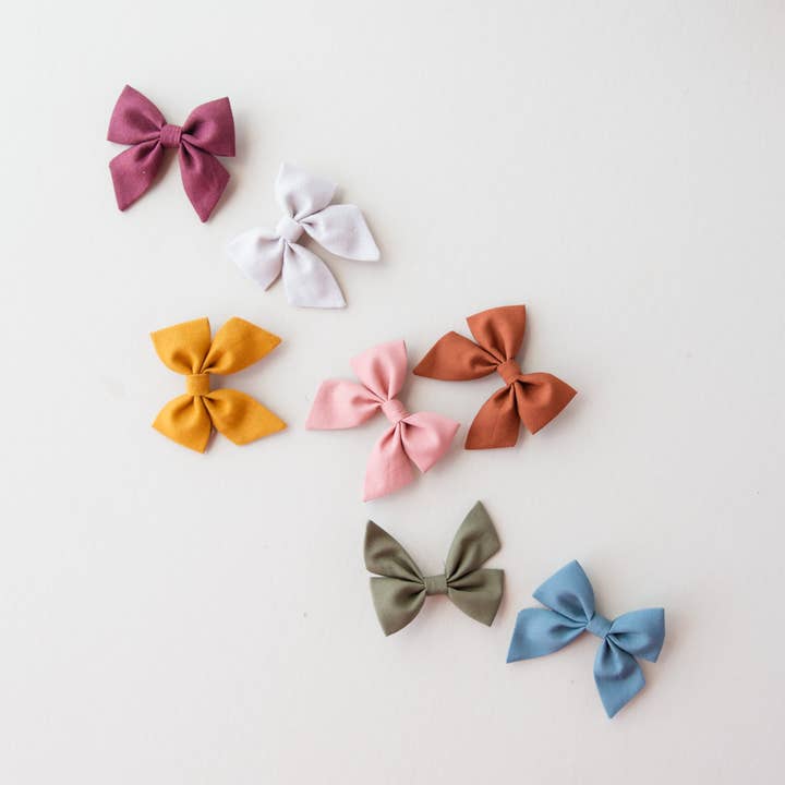 Modern Piggy - Wholesale Hair Bow - Baby - Garnet | Mini Piggy Bow2