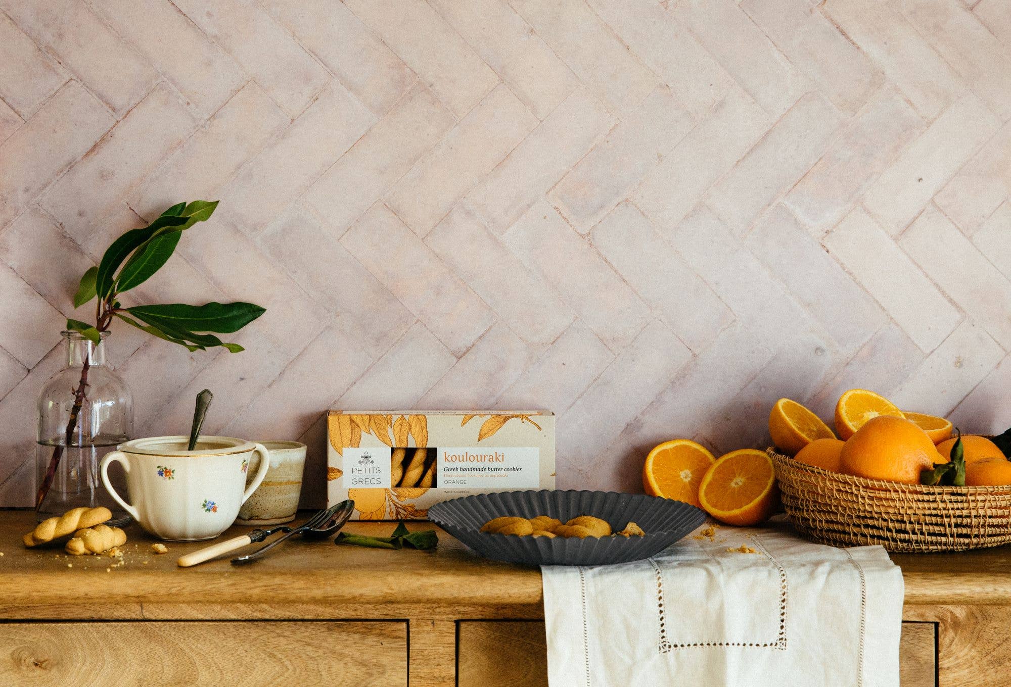 PETITS GRECS P.C. - Wholesale Cookie - Koulouraki Orange - Greek Handmade Butter Cookies2