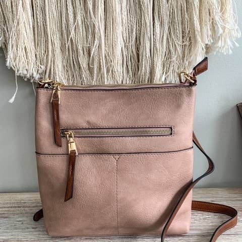 MiMi Wholesale - Wholesale Crossbody Bag - Women's - LQF038Z Fashion Crossbody Bag