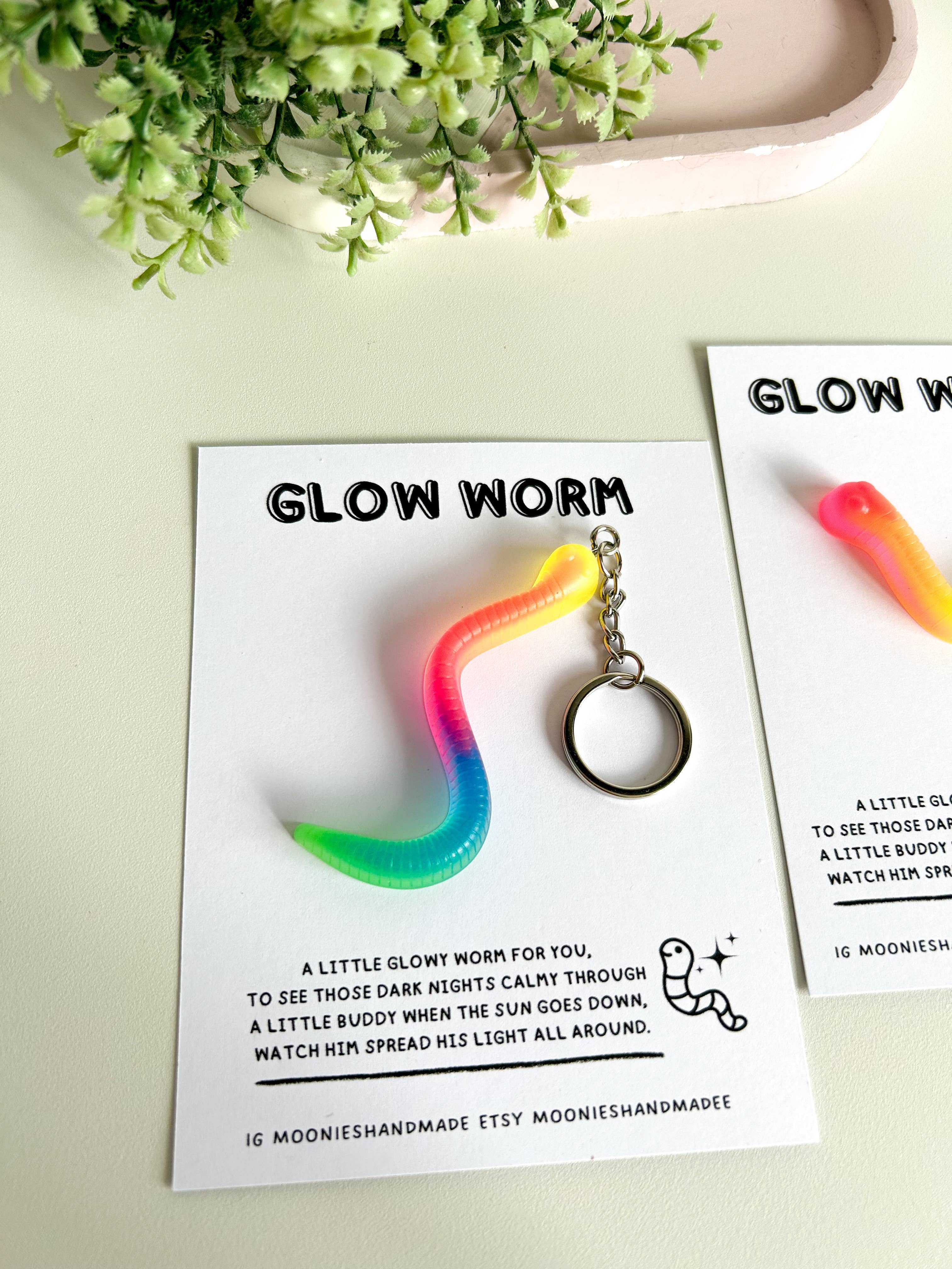 Moonieshandmade – wholesale Keychain – Unisex – Glow Worm Keychains, Glow In The Dark Keyrings, Worm Keyring0