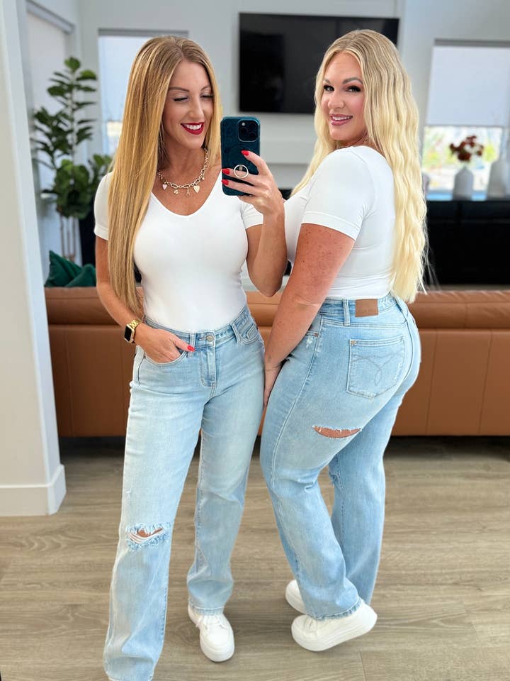 Parker High Rise 90-tals raka jeans för wholesale av Simple Blessings Boutique