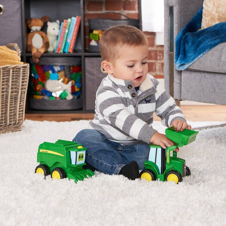 TOMY - Wholesale Toy Car/Truck - Kids - TOMY John Deere Farmin Friends Kids Toy Set (2 pack)