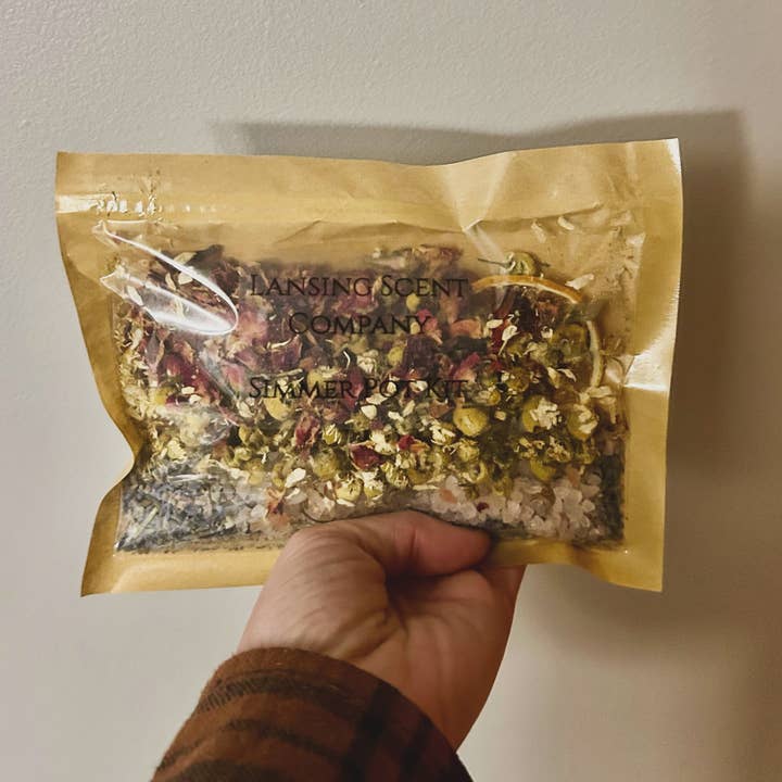 Mother’s Day Simmer Pot Kits for wholesale by Lansing Scent Company