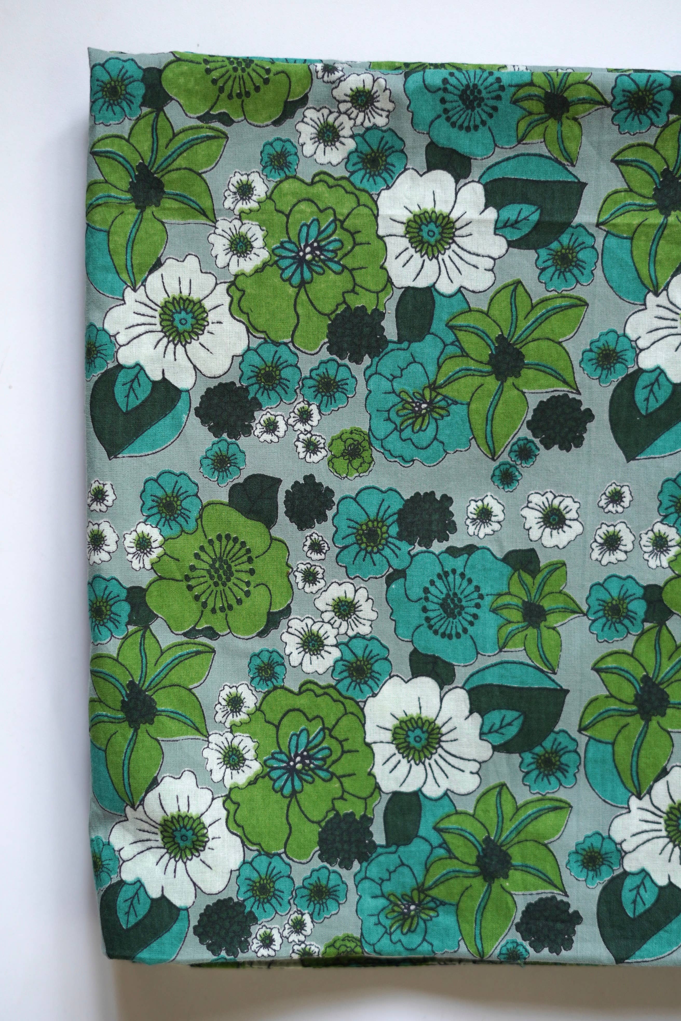 Annahmol - Wholesale Curtain - Vintage Inspired Botanical Sheer Curtains: Assorted Prints