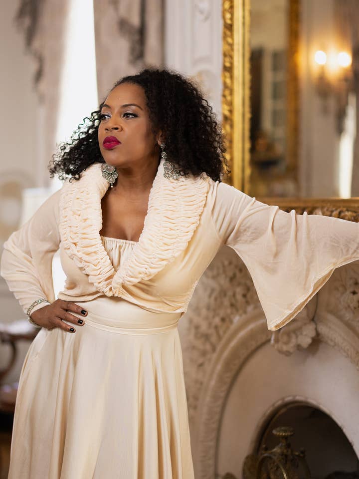 Yvonne Top - Veludo Marfim por atacado de TRASHY DIVA