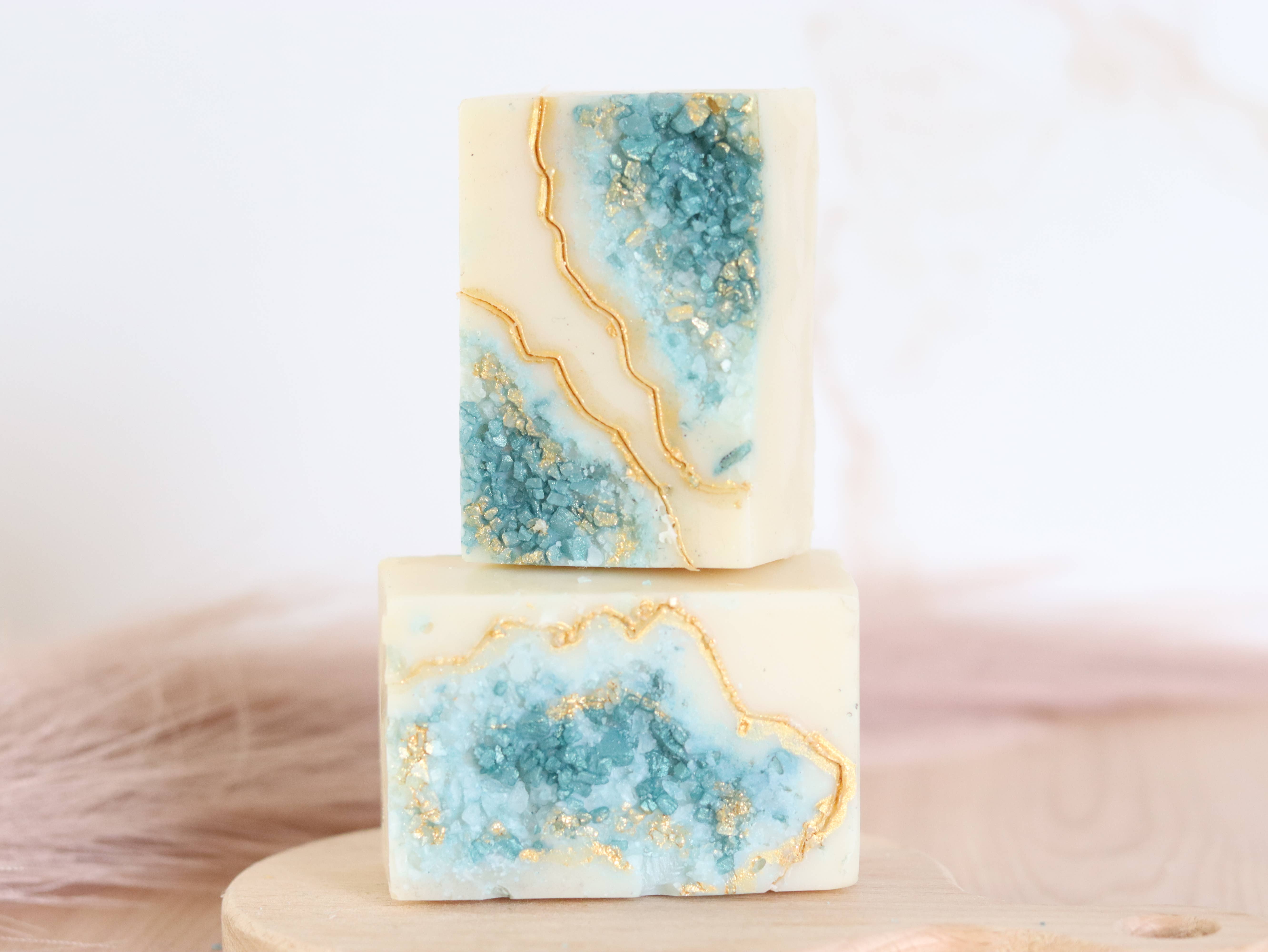 Sudsy Soap Works LLC - Wholesale Bar Soap - Emerald Artisan Soap3
