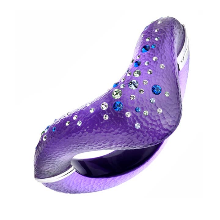 Statement Pilen gångjärn Bangle i lila för wholesale av Gold & Honey