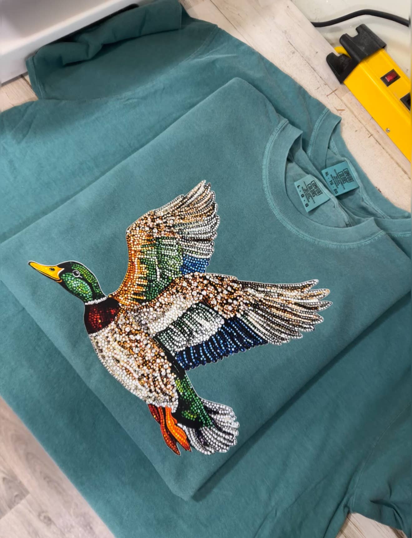 Southern Outlaw Hat Co. - Wholesale T-Shirt - Women's - sequin malled tee