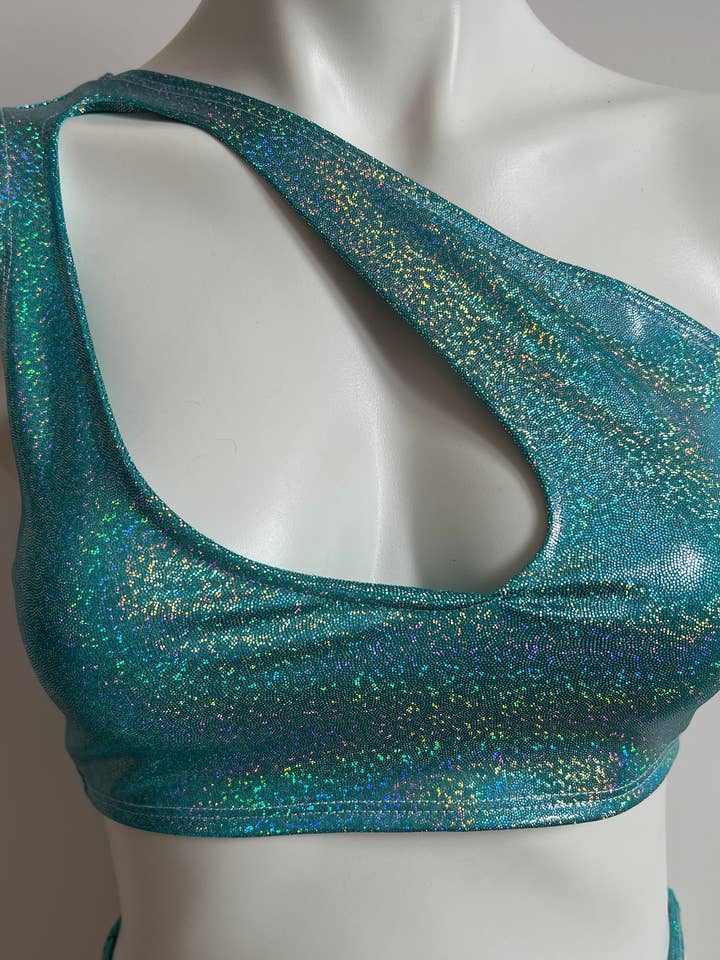 Top Cut Out Rave - DISPONIBILE IN PIÙ COLORI per la vendita all'ingrosso da parte di Electric Couture Dolls