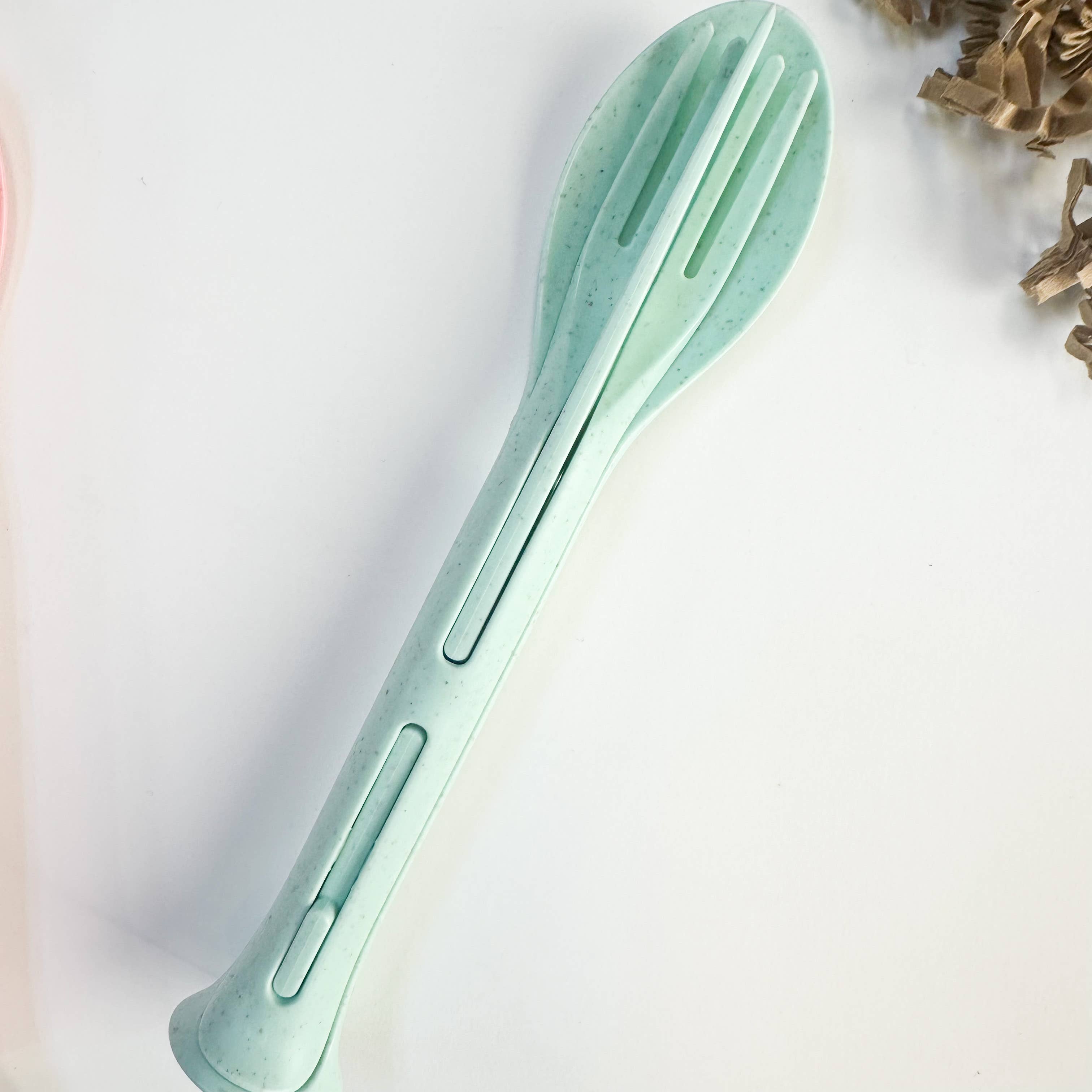 Smile Boutiques - Wholesale Assorted Cutlery Set - Eco-Friendly Wheat Straw Cutlery Set 0