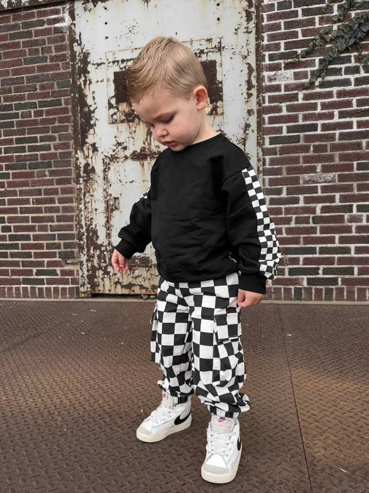 Smiley Daze - Wholesale Pants - Kids - SD CHECKERED • CARGO SWEATPANTS 2.02