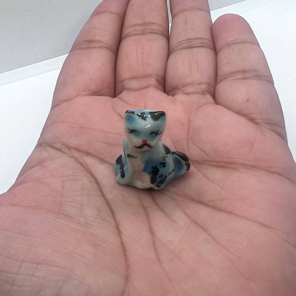 VIE - Wholesale Decorative Figurine - Mini Ceramic Figurine, Assorted Colour, Approx. 2cm90