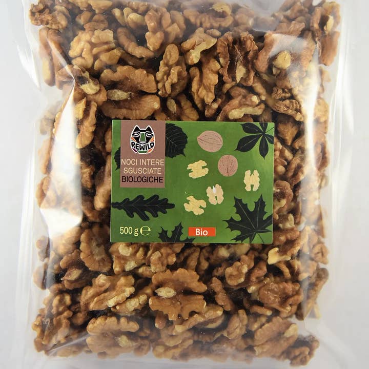 Rewild Srl - Wholesale Nuts - Organic peeled walnuts 500g