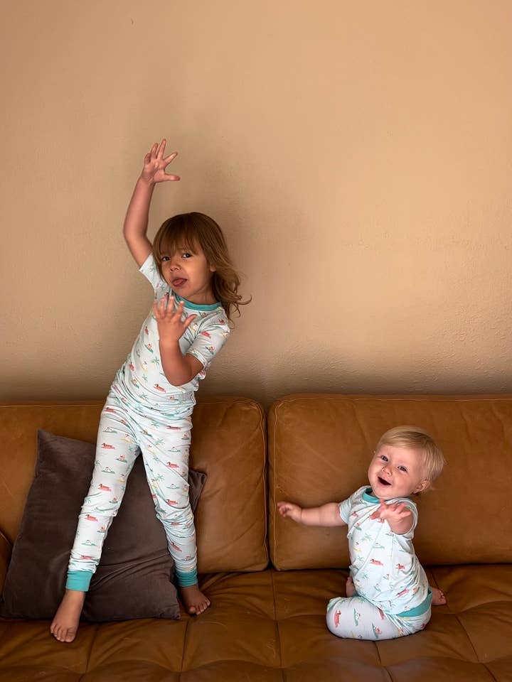 Joan's - Wholesale Sleepwear Set - Kids - Surf Dog Bamboo Two-Piece Pajamas1