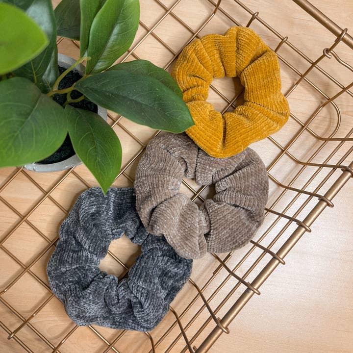 Elastici in velluto a coste | Scrunchies morbidi | Elastici per capelli in velluto a coste per donna | Supporti per coda di cavallo | Scrunchy Gifts | Autunno Inverno per la vendita all'ingrosso da parte di Normanco