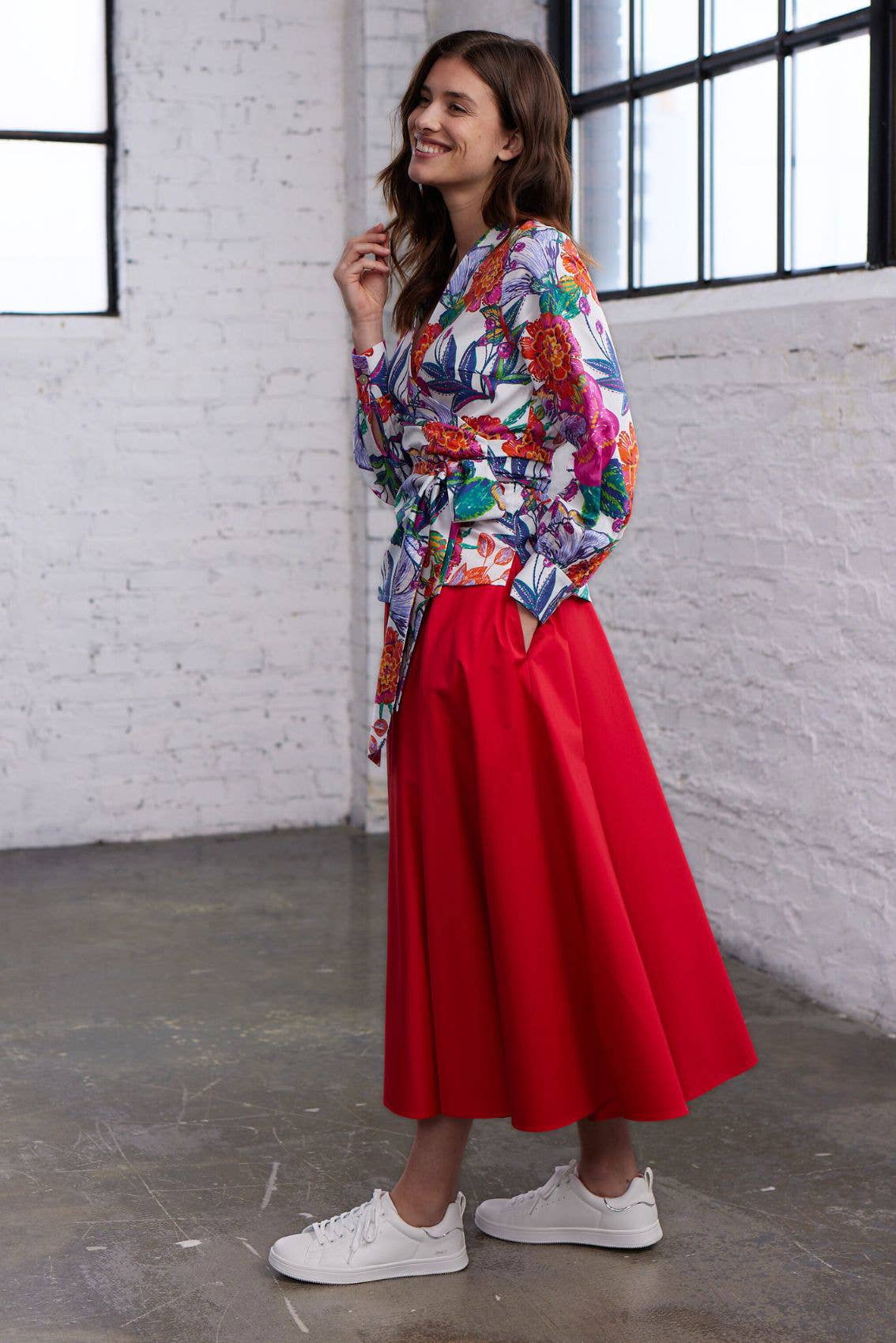 Marianna Déri GmbH – Großhandel Rock – Damen – Midirock in A-Linie Rot2