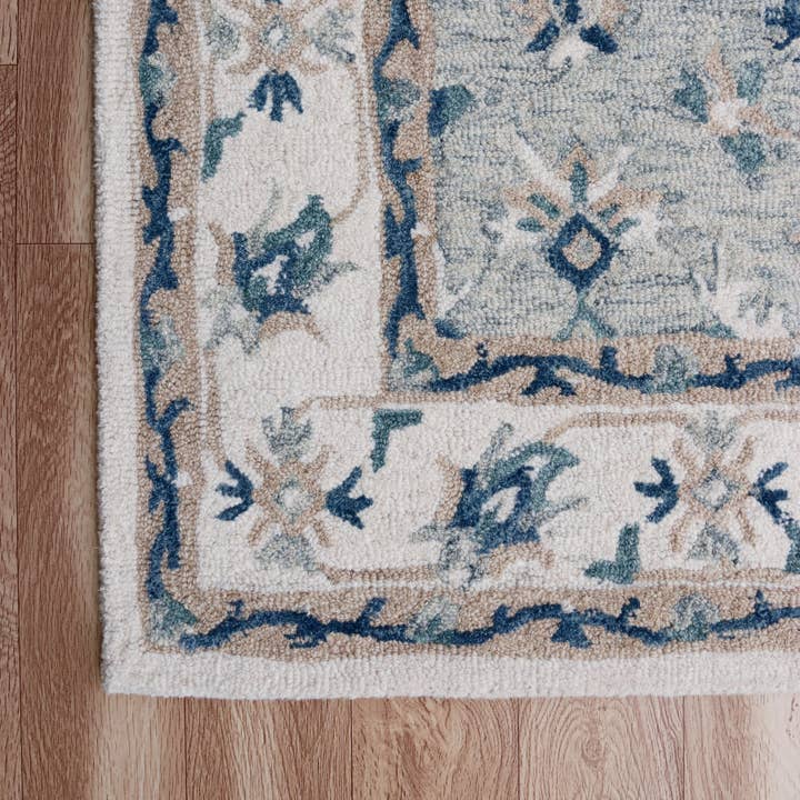 LR Home - Wholesale Area Rug - Traditional Gray/ Ivory Floral Organic Wool Indoor Area Rug