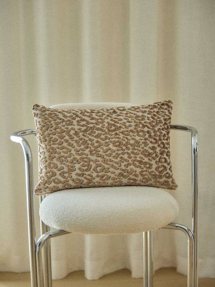 Leopard jacquard cushion cover for wholesale by Gabrielle Paris