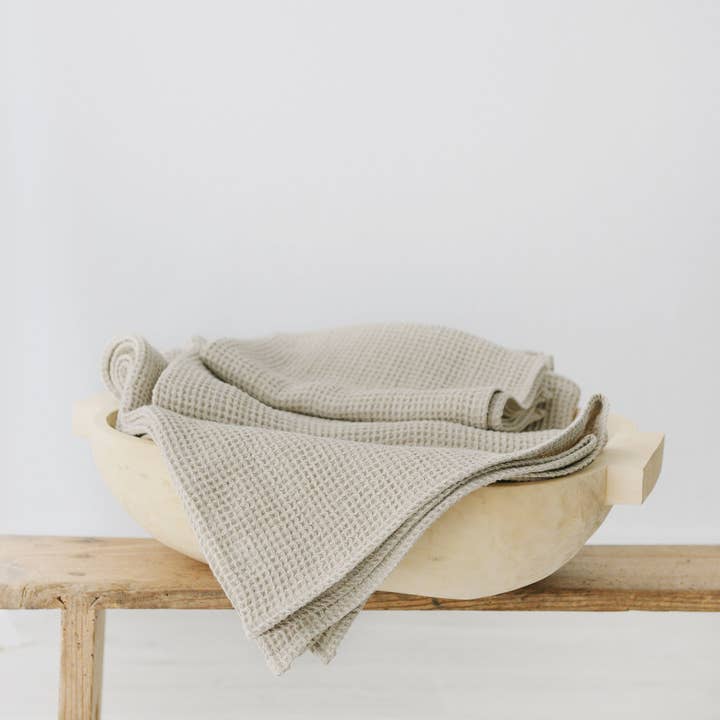 Lina Luxe - Wholesale Bath Towel - Honeycomb bath towel1