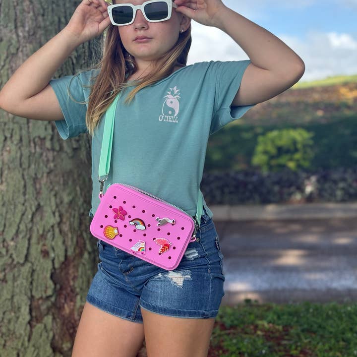 Left Right Design - Wholesale Crossbody Bag - Kids - MyCharm Purse -silicone, customizable, vibrant and versatile16